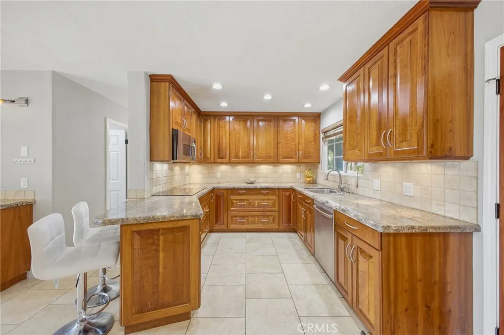 https://cdn.realtyfeed.com/cdn/127/306741993/5301cd7523006f8c2974c9b756a82f2e.webp