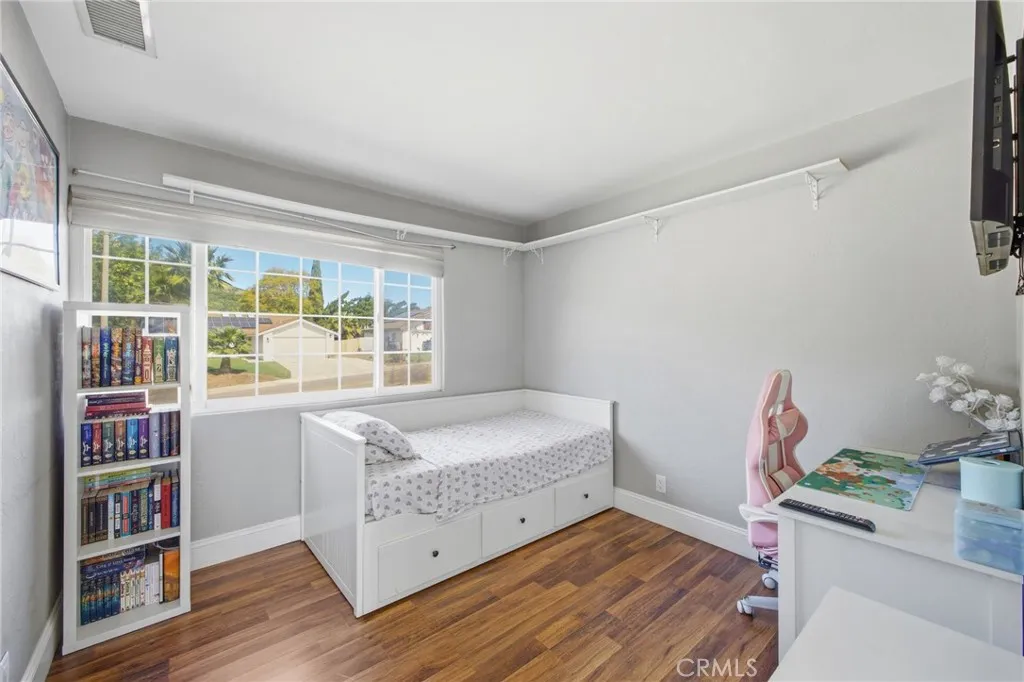 https://cdn.realtyfeed.com/cdn/127/306741993/6a7e7ebe1eb094ba9bcaed3954ceccdf.webp