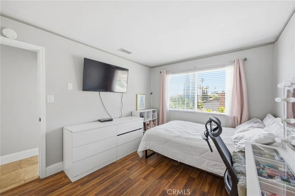 https://cdn.realtyfeed.com/cdn/127/306741993/804abdff25c5ebaed9f04715aab662b3.webp