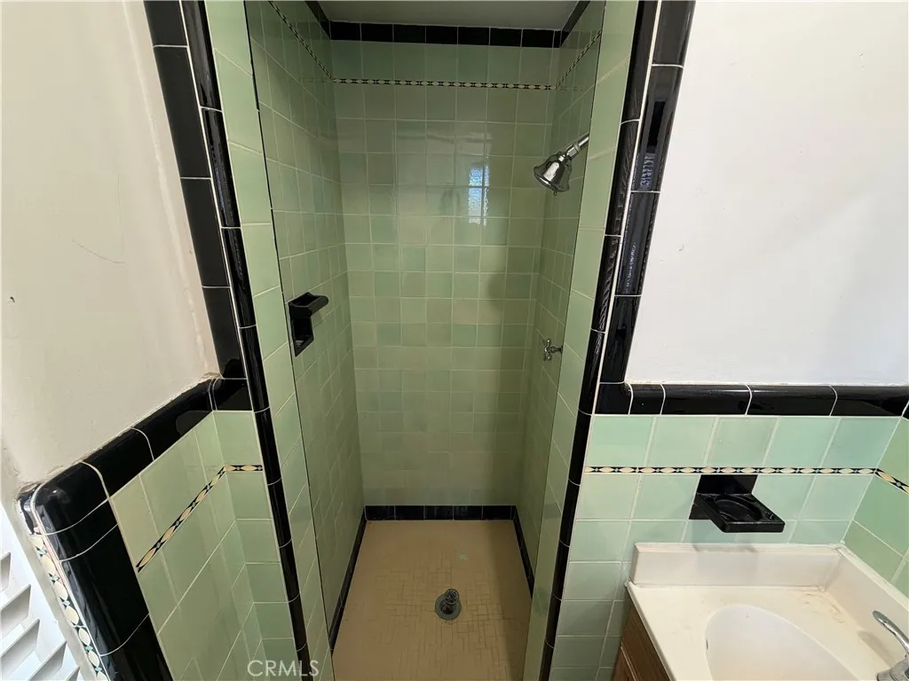 https://cdn.realtyfeed.com/cdn/127/306742035/84af5d7f52afa81cff695264dcaa3cfc.webp