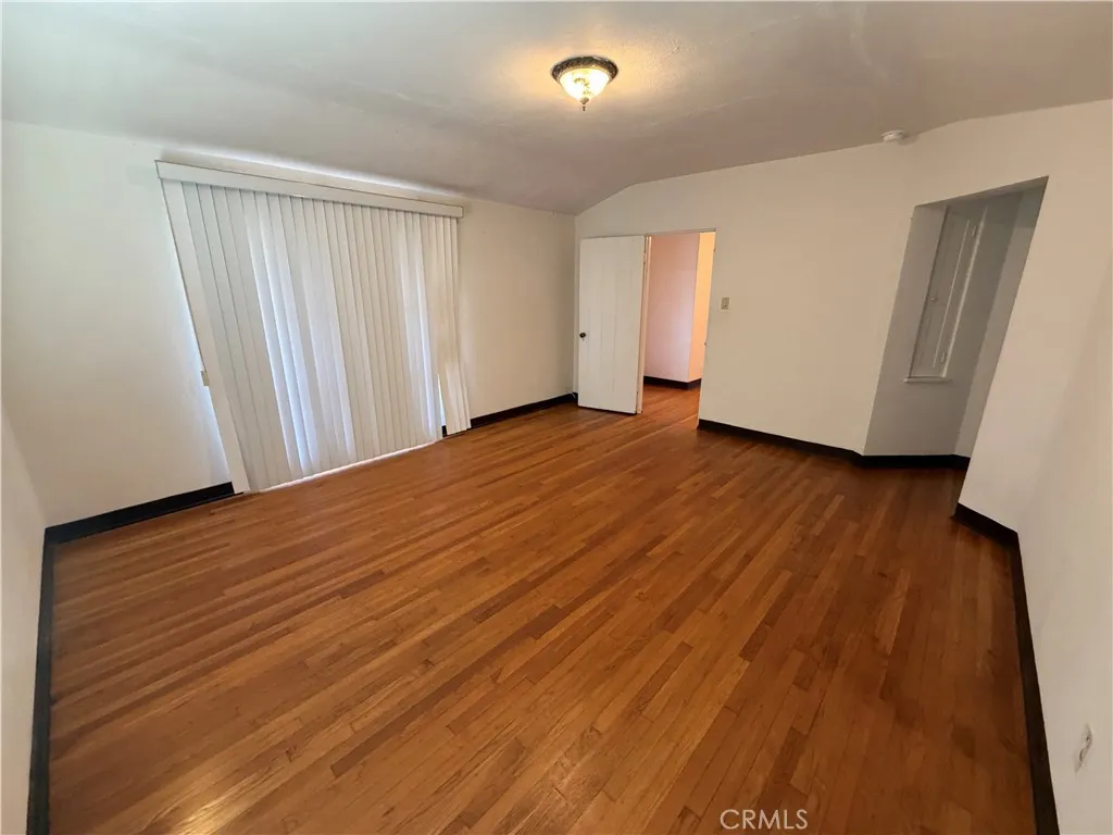 https://cdn.realtyfeed.com/cdn/127/306742035/8fce054ebaaa47deeea41a62f11538ba.webp