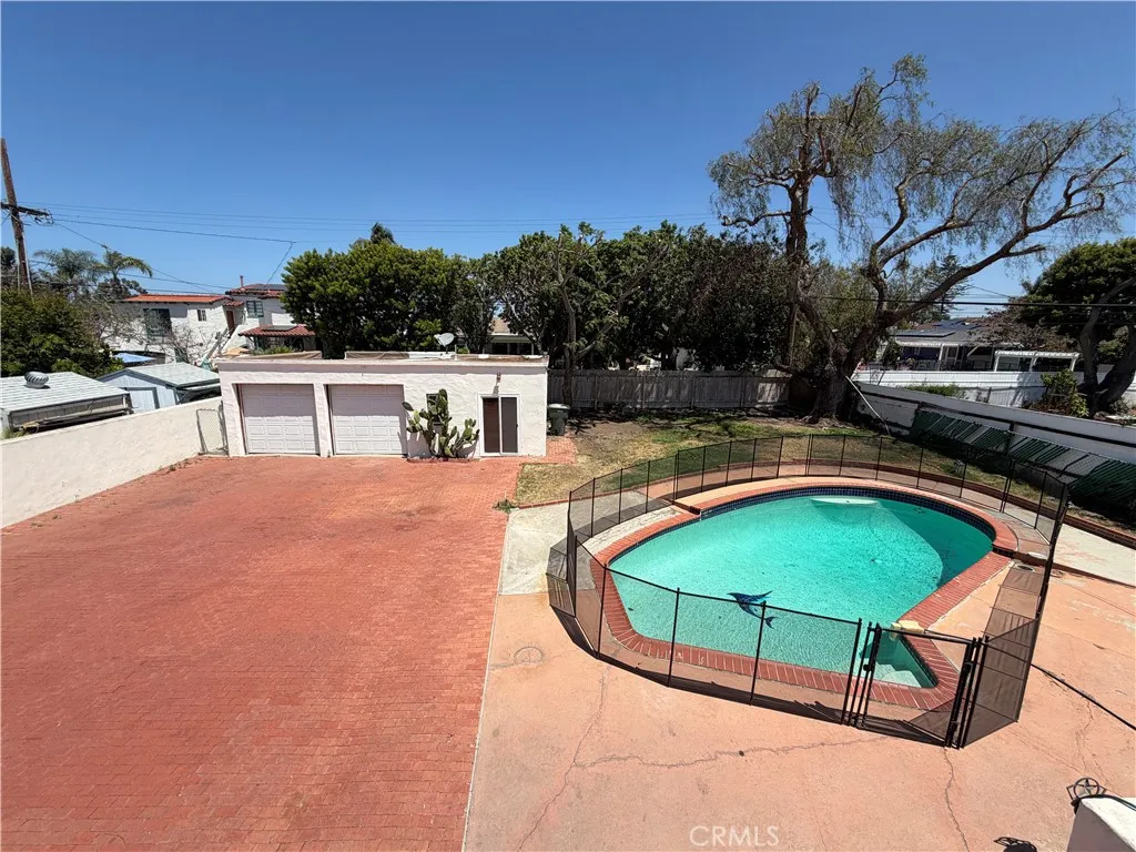 https://cdn.realtyfeed.com/cdn/127/306742035/a981ea468fe89fdd48d9164492805481.webp