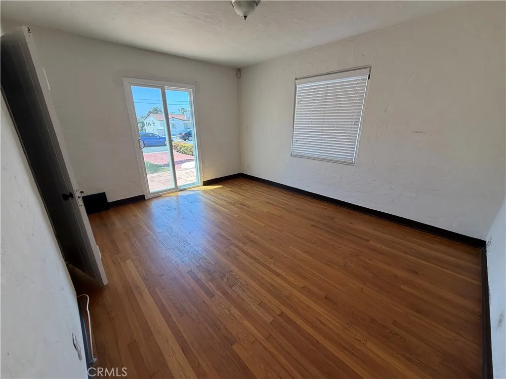 https://cdn.realtyfeed.com/cdn/127/306742035/ae6693c8efb614d32a55c565c1f6815c.webp