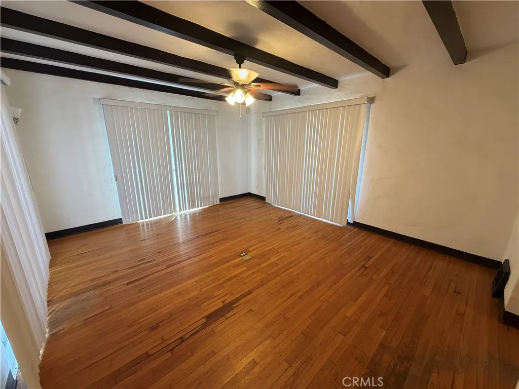 https://cdn.realtyfeed.com/cdn/127/306742035/bf3b249ff4f2eeddb60dea8ff22a4056.webp