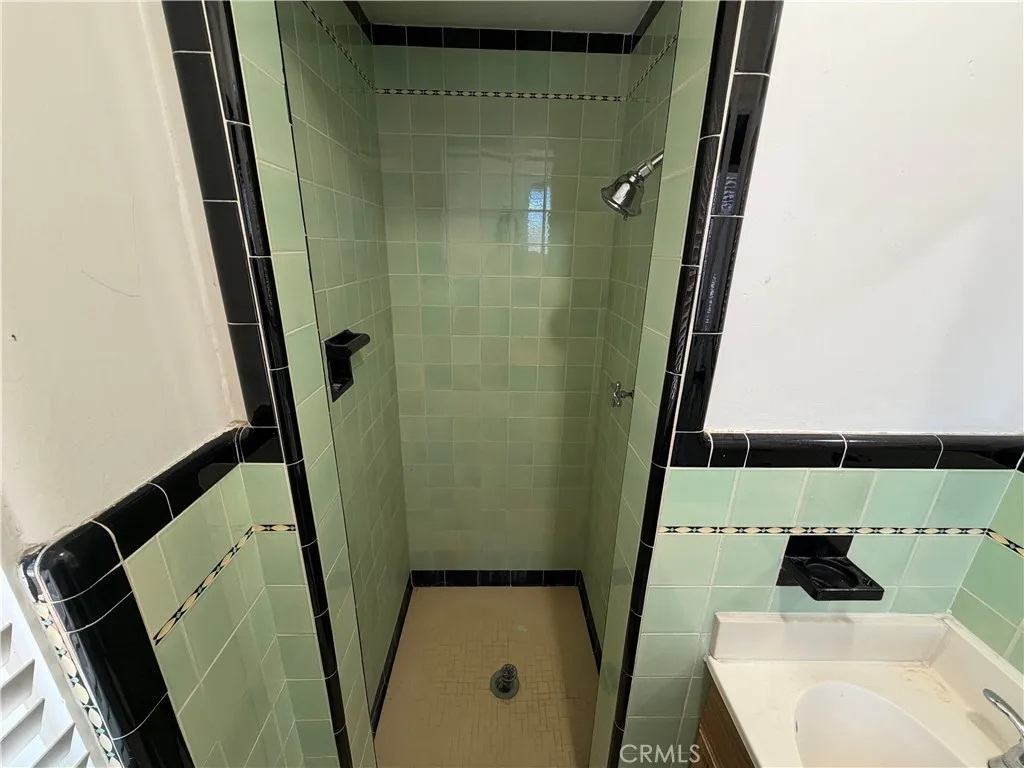 https://cdn.realtyfeed.com/cdn/127/306742035/c5f1d6a8ad4486ce1b7a7822cdcb1d30.webp