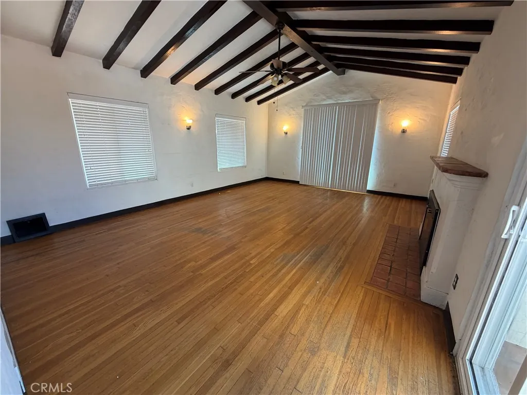 https://cdn.realtyfeed.com/cdn/127/306742035/e696cec5bc161bd257f7ed3e642a59cc.webp