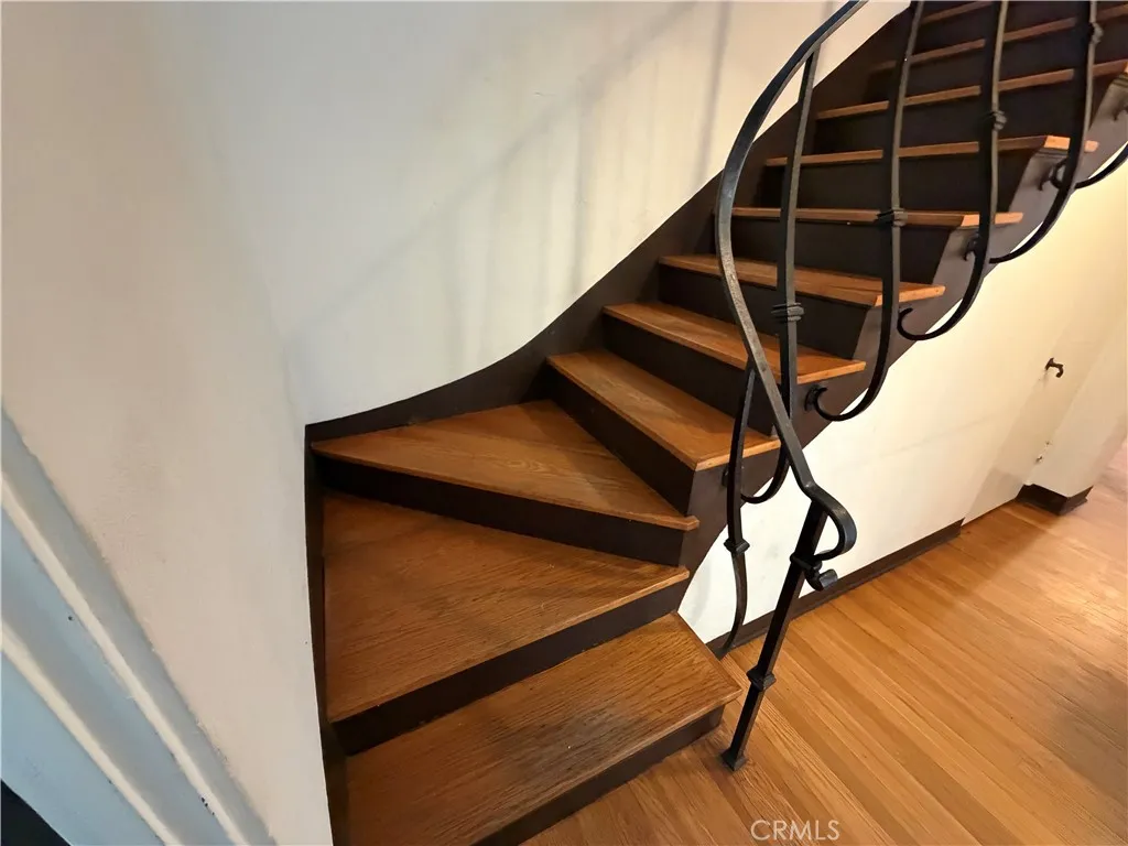 https://cdn.realtyfeed.com/cdn/127/306742035/f322f87724ce529d42177f75932e7fe1.webp