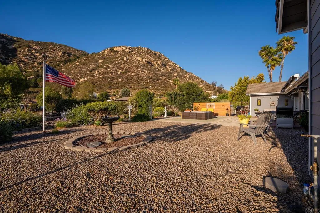 https://cdn.realtyfeed.com/cdn/127/306742063/212ee55909ef13fa321cdfc67c5a7bb0.webp