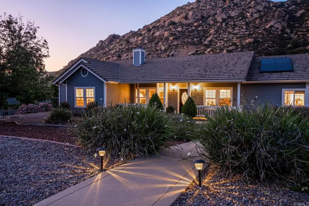 https://cdn.realtyfeed.com/cdn/127/306742063/3d069e6c1a993ae98a9d0639cf6ce206.webp