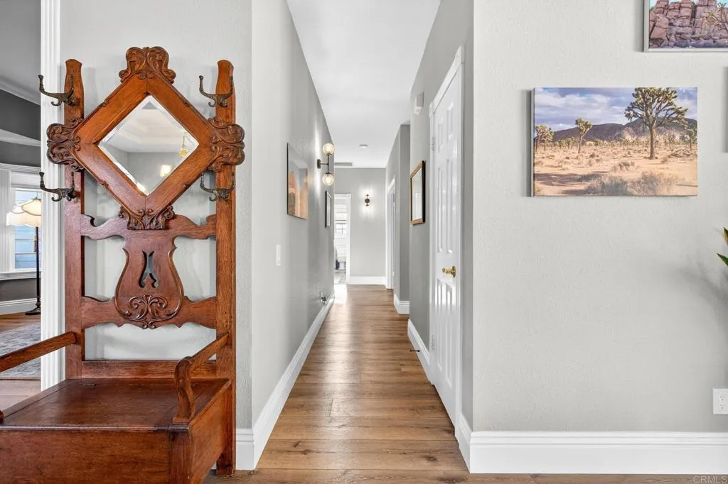 https://cdn.realtyfeed.com/cdn/127/306742063/6f5da9627cb97b33f41005f416ce10d1.webp