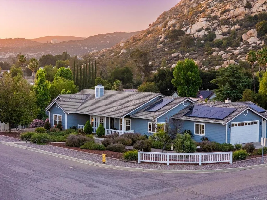 https://cdn.realtyfeed.com/cdn/127/306742063/6fbd919e38a2031b7d6726dcf7597df1.webp