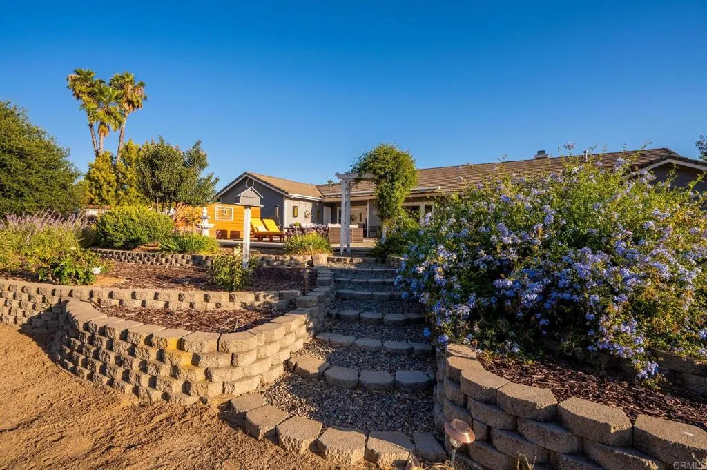 https://cdn.realtyfeed.com/cdn/127/306742063/e74d020d46d8d4ce3967ce5a1a9a56b9.webp