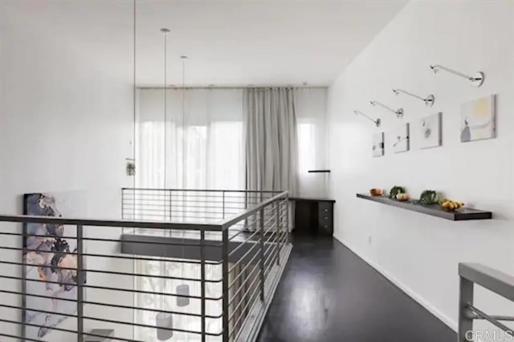 https://cdn.realtyfeed.com/cdn/127/306742068/4456a9584f31d9281d2499b903eda755.webp
