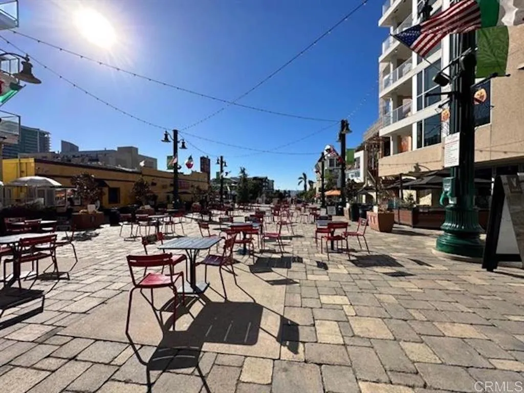 https://cdn.realtyfeed.com/cdn/127/306742068/5fd2484ca9fd75c1f7f06a5ca60e883b.webp