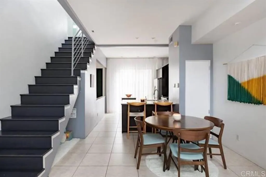 https://cdn.realtyfeed.com/cdn/127/306742068/6101048a1c6880816b566bedb76dbc56.webp