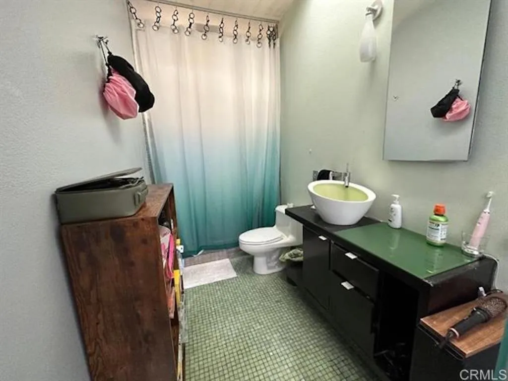 https://cdn.realtyfeed.com/cdn/127/306742068/be099b49e2faf9c86624580bd7f0e2d2.webp