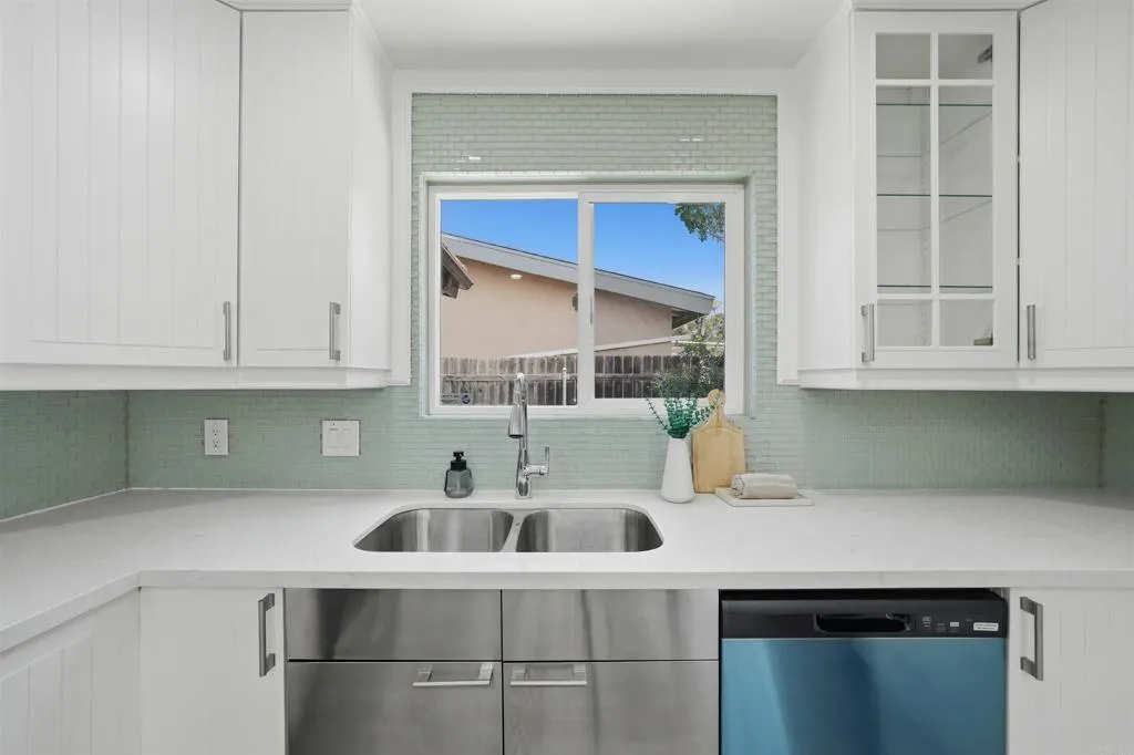 https://cdn.realtyfeed.com/cdn/127/306742076/a94c4e09b66bf2788d63df31deb60f9d.webp