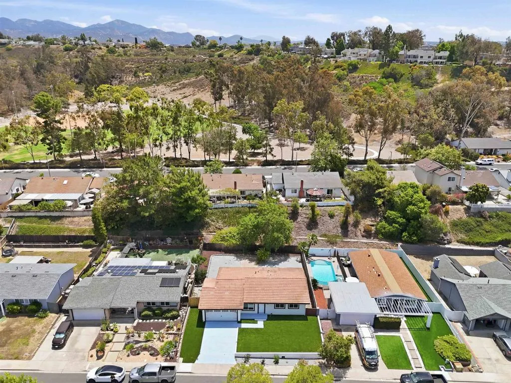 https://cdn.realtyfeed.com/cdn/127/306742076/af9473e39d95aa39ab1e0042c25edec0.webp