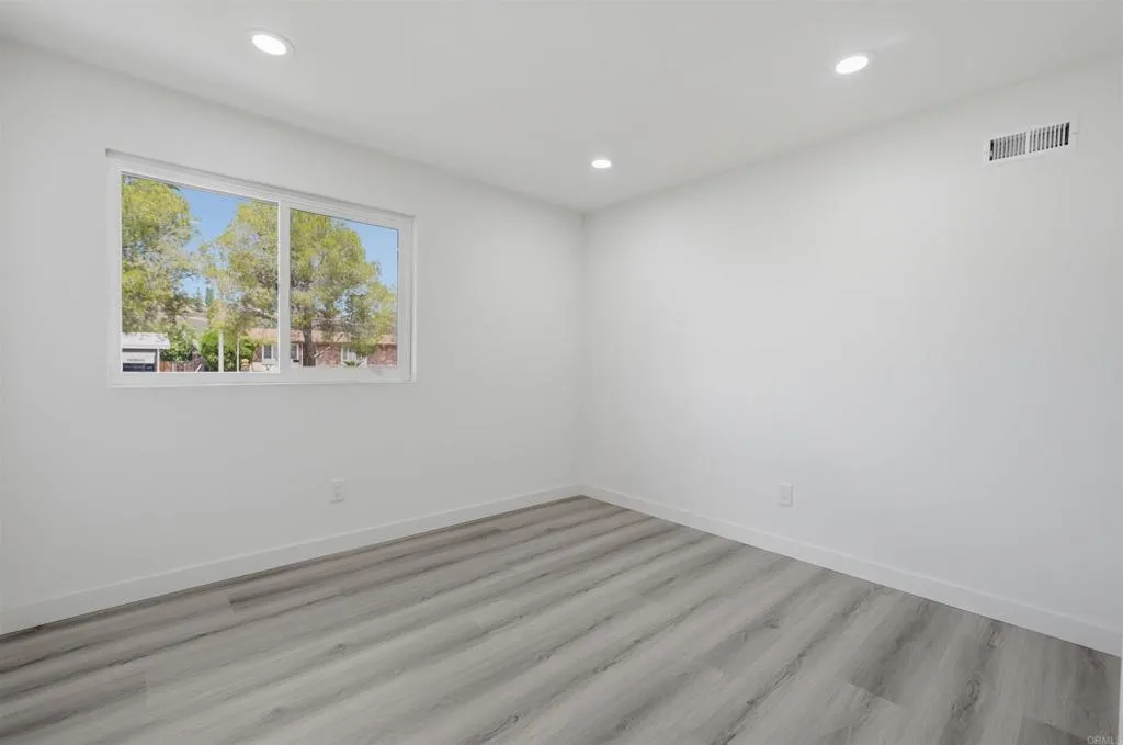 https://cdn.realtyfeed.com/cdn/127/306742076/e9a2d03a7385e17e6de3eb3bf86a15e9.webp