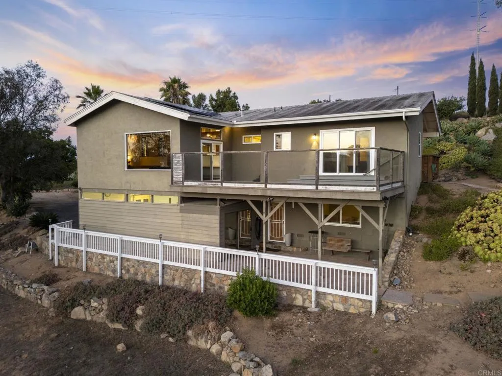 https://cdn.realtyfeed.com/cdn/127/306742093/a4e180993e05f8ef8abedd1fd78c382c.webp