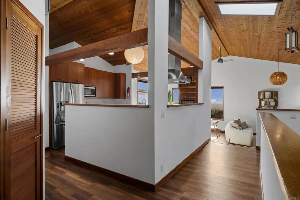 https://cdn.realtyfeed.com/cdn/127/306742093/b09e669c660ab06592622b57b9305d3d.webp