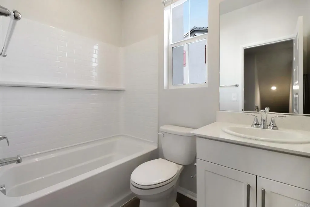 Photo #8: PTP2604519 Listing: Photo #8