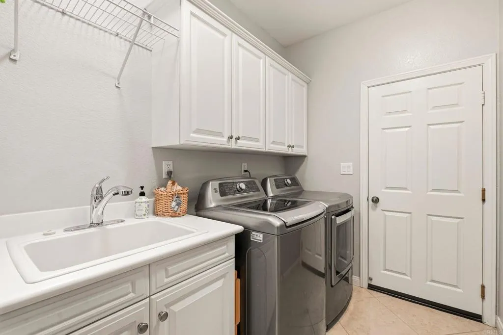 https://cdn.realtyfeed.com/cdn/127/306742140/47f0ab3e4e643e8bcedd74b7b80fcb01.webp