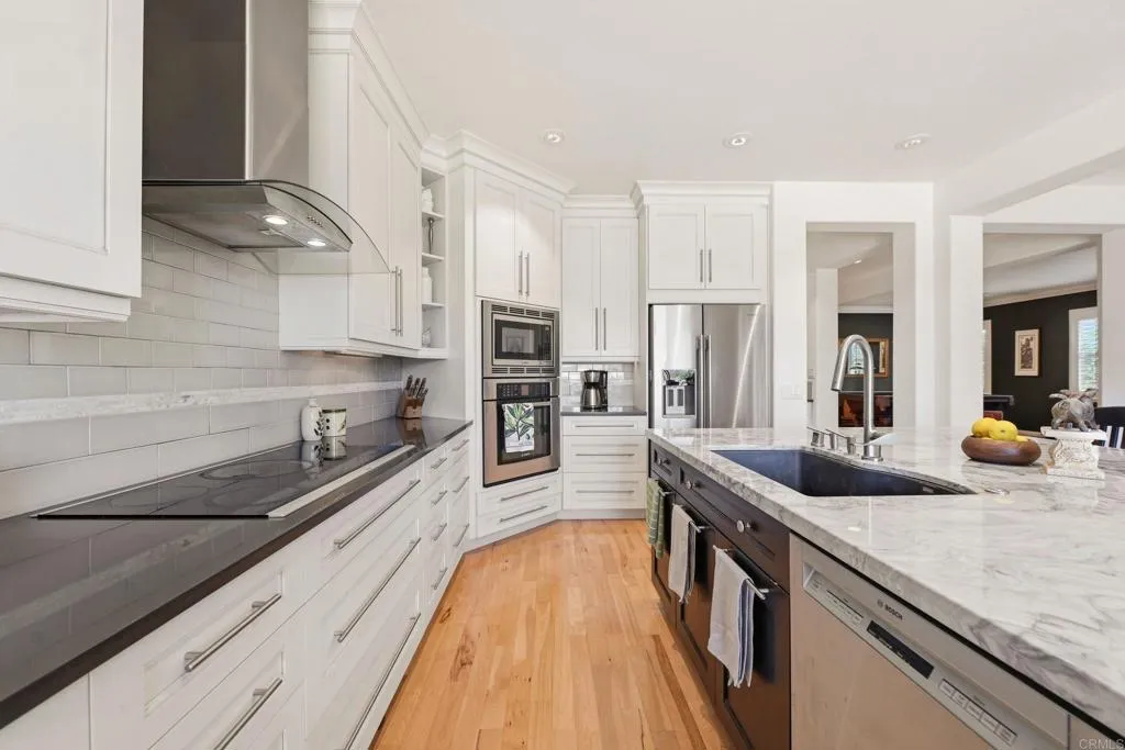 https://cdn.realtyfeed.com/cdn/127/306742140/52c4d362d091a14d44ea62654643bf84.webp