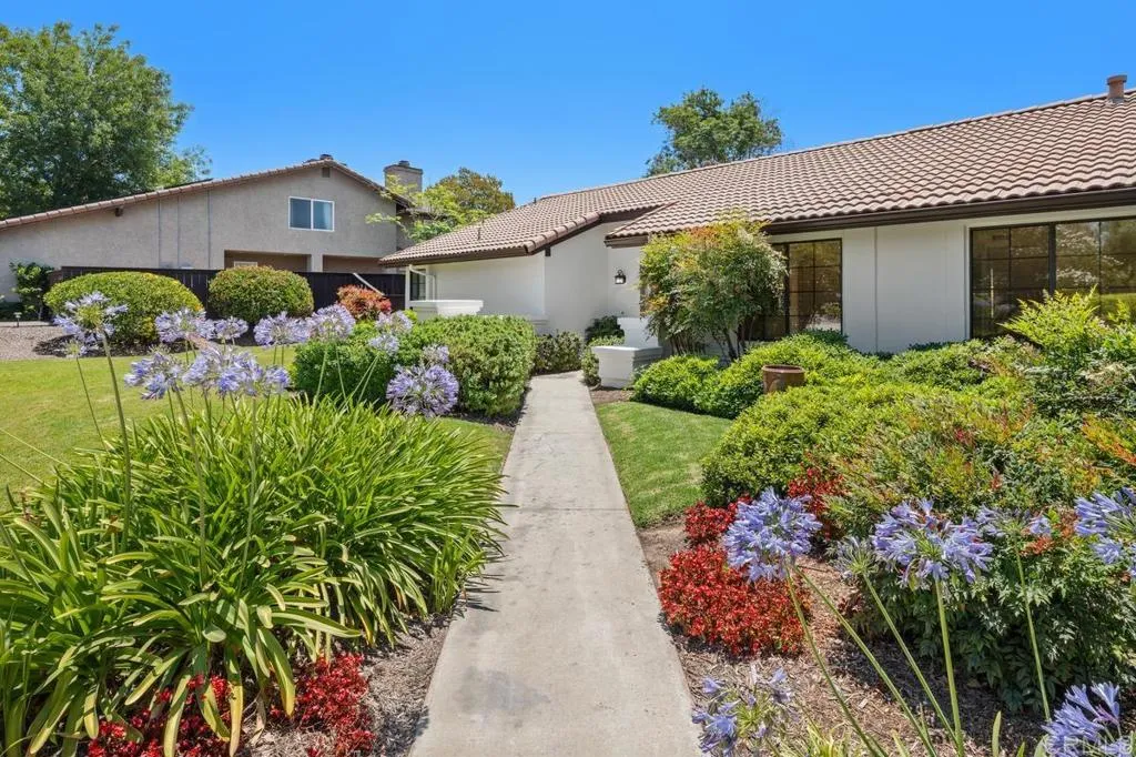 https://cdn.realtyfeed.com/cdn/127/306742229/48fe8e881aef53f5f911a4923b699935.webp