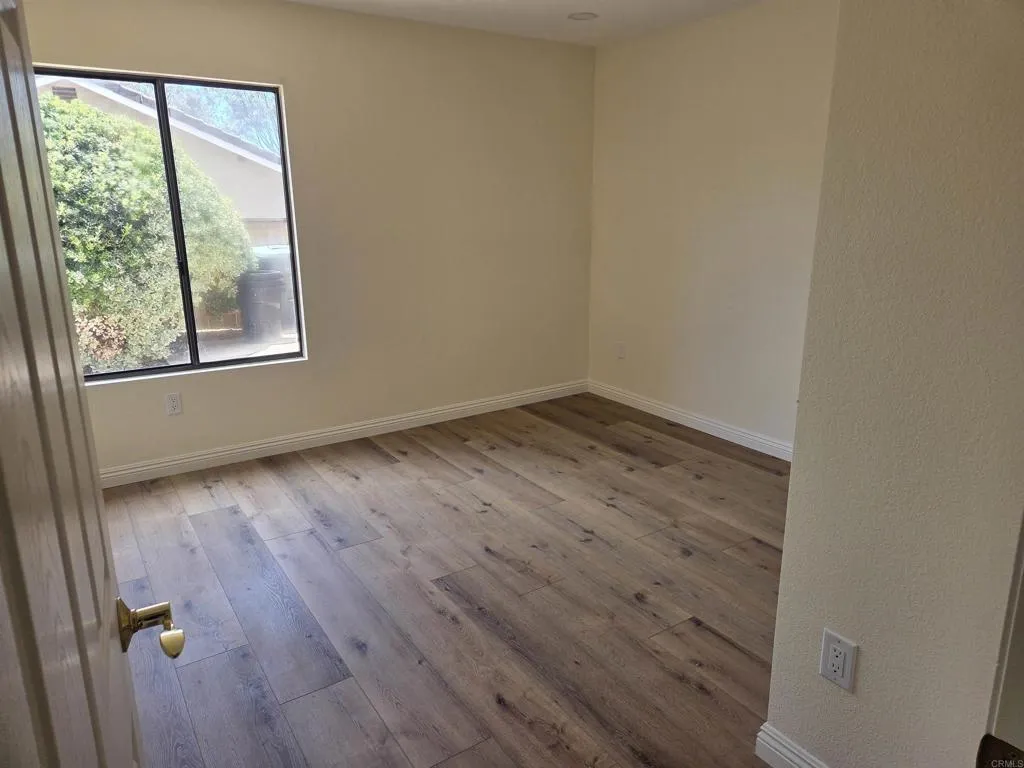 https://cdn.realtyfeed.com/cdn/127/306742229/70fdd8238701f674e18f90853092250d.webp