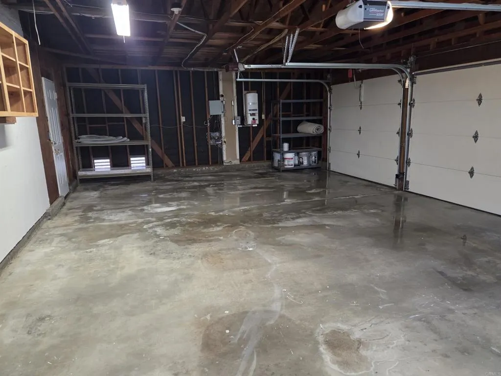 https://cdn.realtyfeed.com/cdn/127/306742229/8db9d90bdc43e72d5bdf1b9b7f8a8d69.webp
