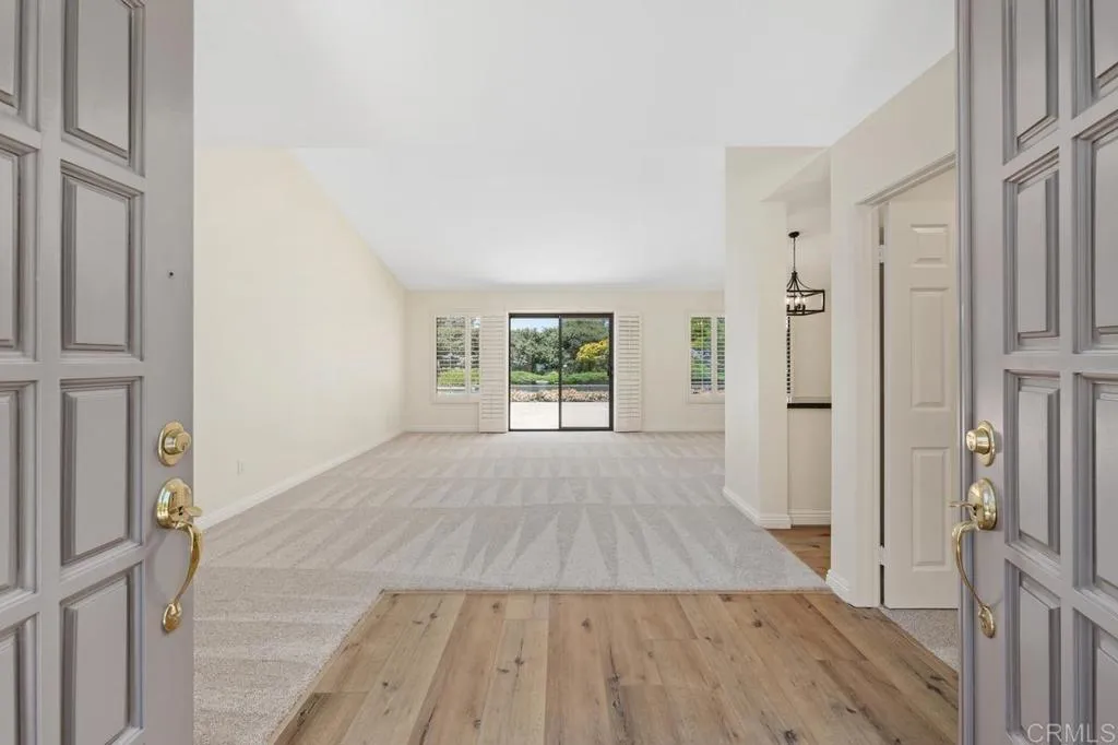 https://cdn.realtyfeed.com/cdn/127/306742229/e5416d3c0a18092e35eb0c6adb22a9e0.webp