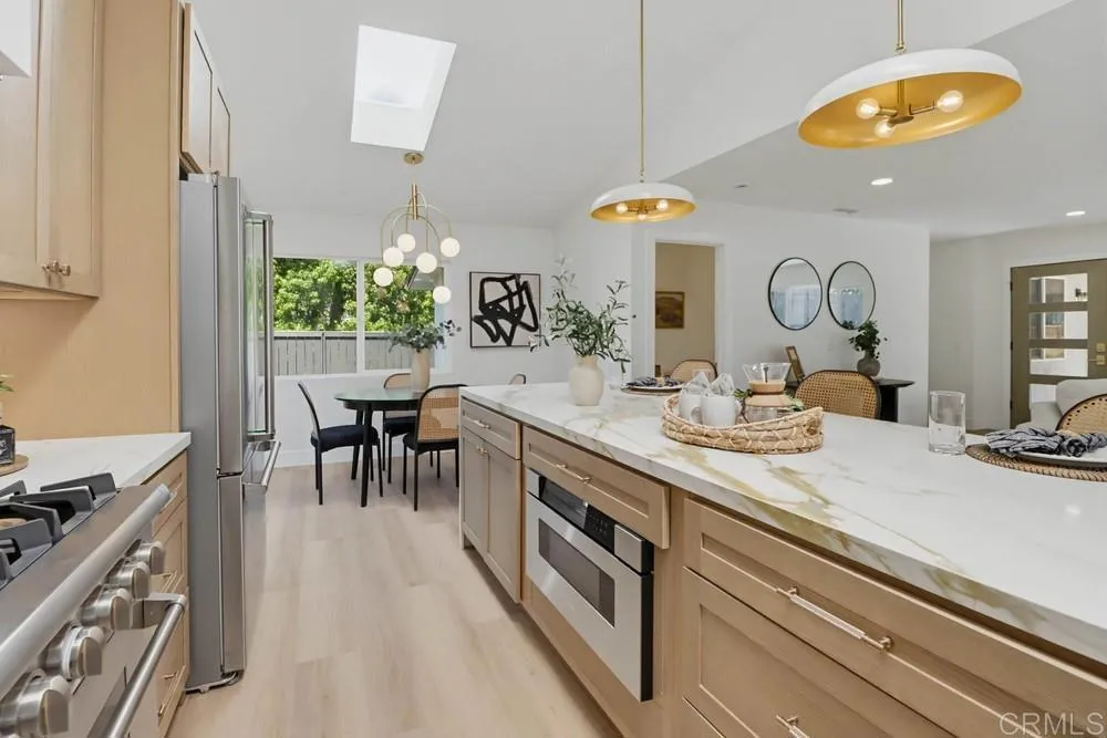 https://cdn.realtyfeed.com/cdn/127/306742239/1b19c96c9edc4e3ca957cef8ffa85da2.webp