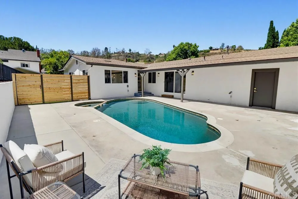 https://cdn.realtyfeed.com/cdn/127/306742239/37e6a8e3848af78bc2d5dd62273bab7e.webp