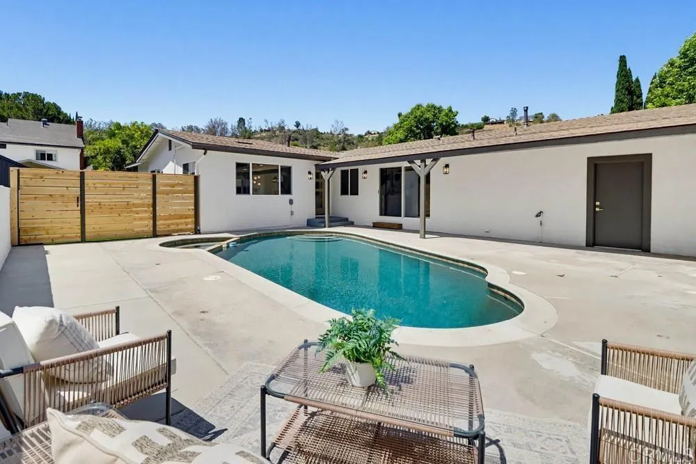 https://cdn.realtyfeed.com/cdn/127/306742239/93af6152872c75c72d528f2eca61d716.webp