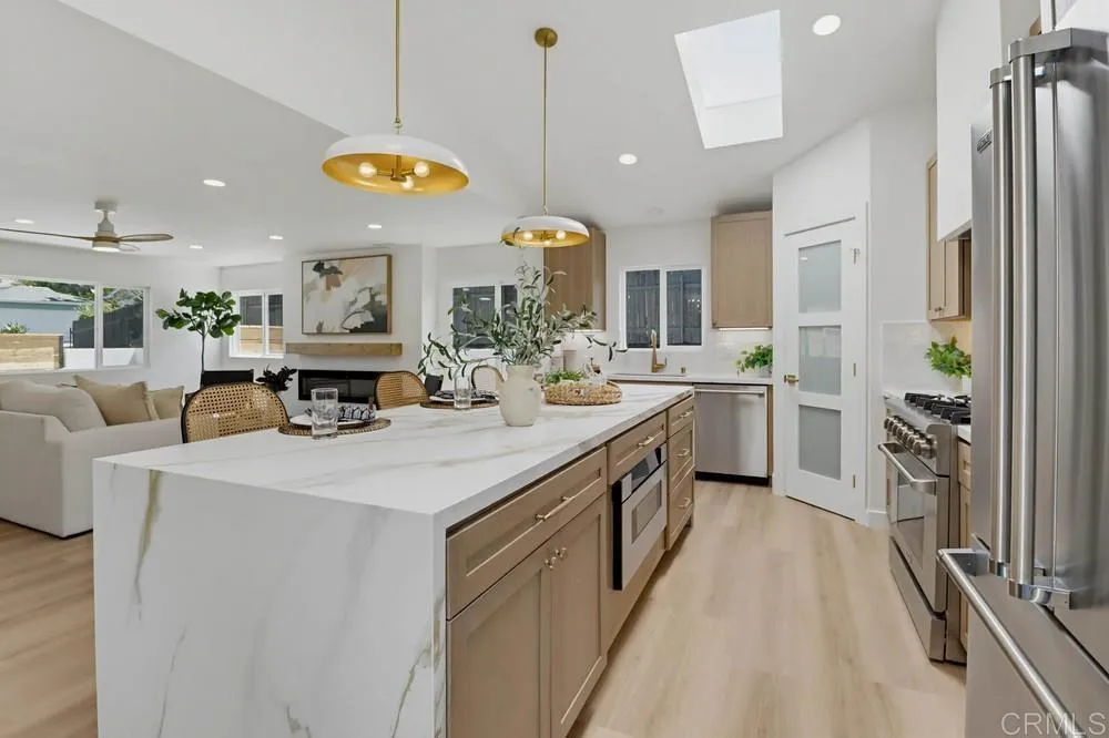 https://cdn.realtyfeed.com/cdn/127/306742239/e9688bf2379c043759af6df285673145.webp