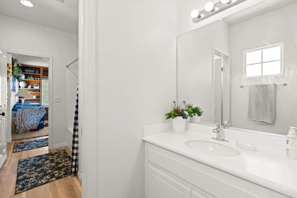 https://cdn.realtyfeed.com/cdn/127/306742280/17beea21fa6b6eff49df2ff232f6e93b.webp