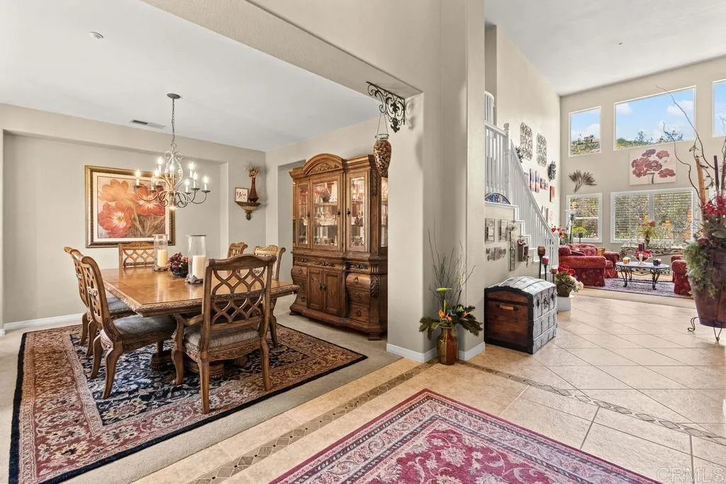 https://cdn.realtyfeed.com/cdn/127/306742280/b7d5af70e9c894d64d615810a16369d9.webp