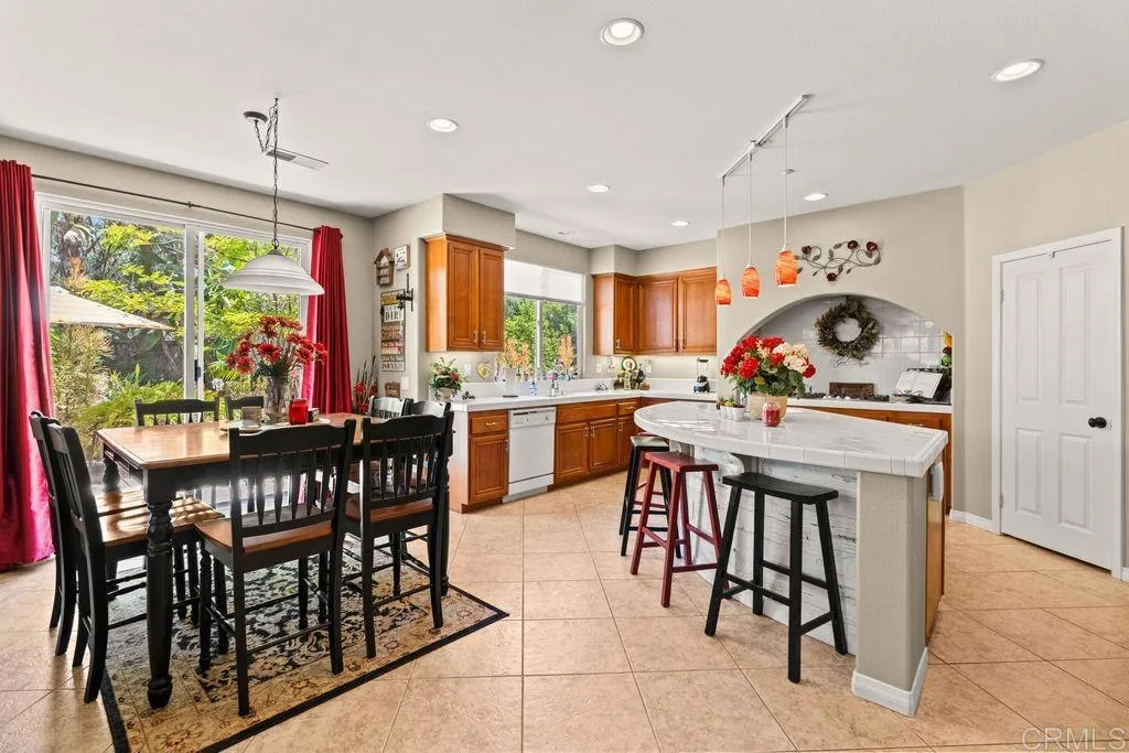 https://cdn.realtyfeed.com/cdn/127/306742280/be4936becbd97ae10e6cda834c4712cc.webp