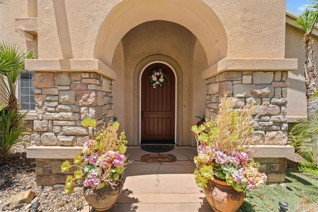 https://cdn.realtyfeed.com/cdn/127/306742280/e7b5b8f58b7d5421ba320aacc8495a1d.webp