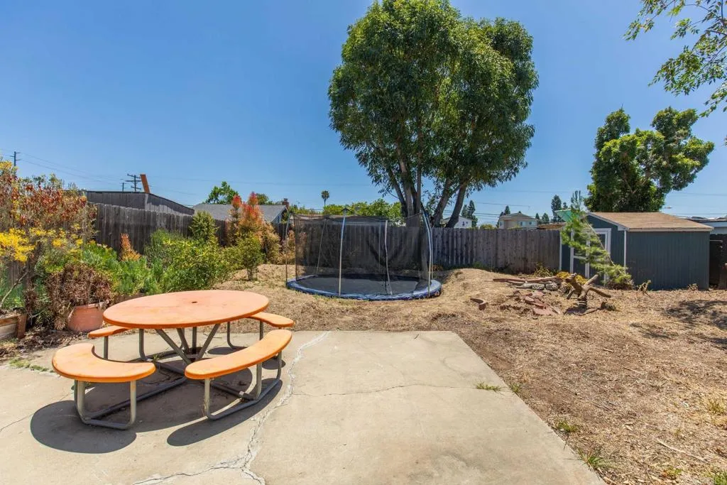 https://cdn.realtyfeed.com/cdn/127/306742284/631e5091aaab606dfc1d153a01a0f963.webp