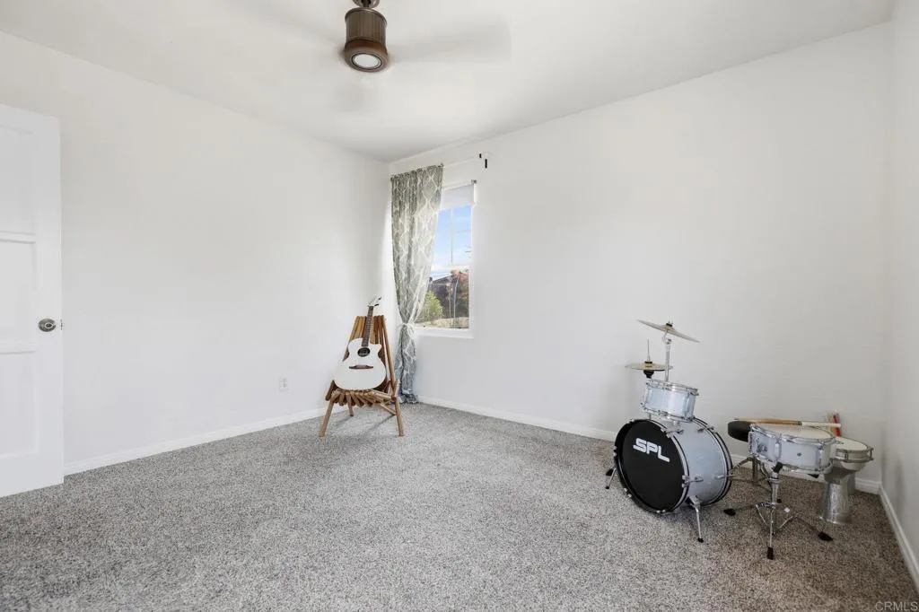 https://cdn.realtyfeed.com/cdn/127/306742284/cf347172bc821f1d1a62266d330a3b0d.webp