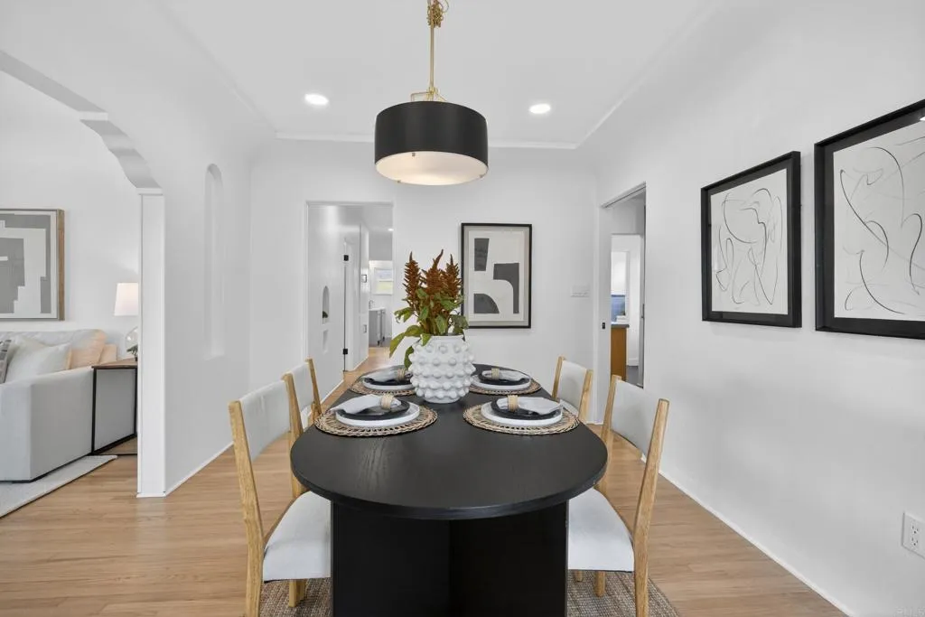 https://cdn.realtyfeed.com/cdn/127/306742297/0c430cb8446becceaf99666d62384a91.webp