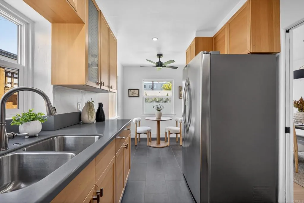 https://cdn.realtyfeed.com/cdn/127/306742297/18bfdfbf8776388018c598564e6c3585.webp