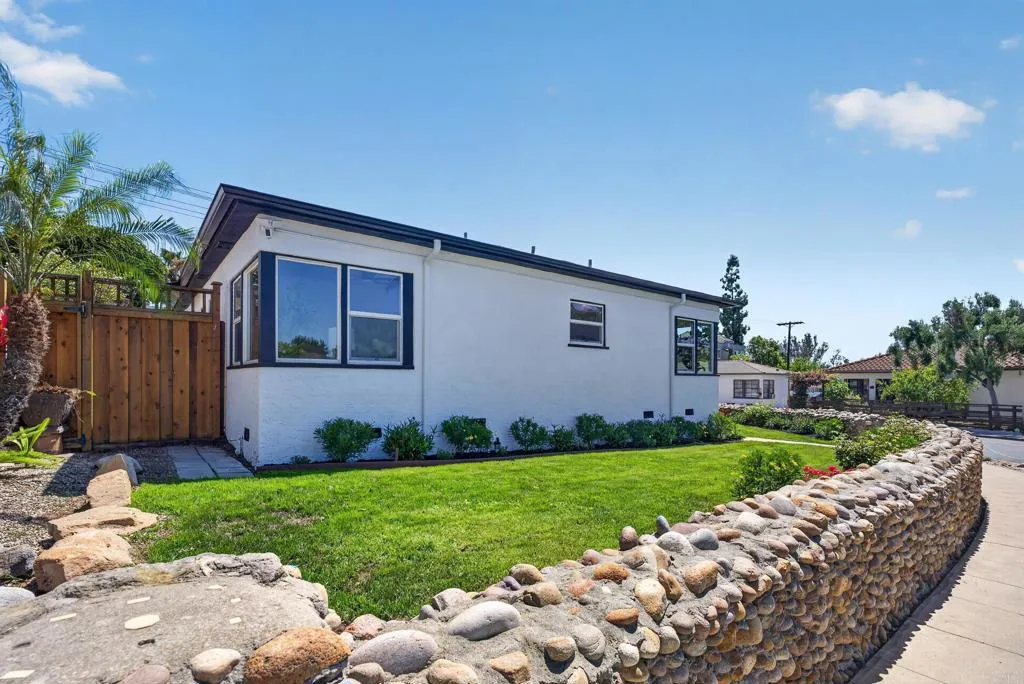 https://cdn.realtyfeed.com/cdn/127/306742297/fe8d1dd978d13ca436d0f5060e374972.webp
