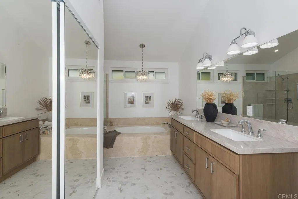 https://cdn.realtyfeed.com/cdn/127/306742309/bf212b1aca49da669693f56e26434bac.webp