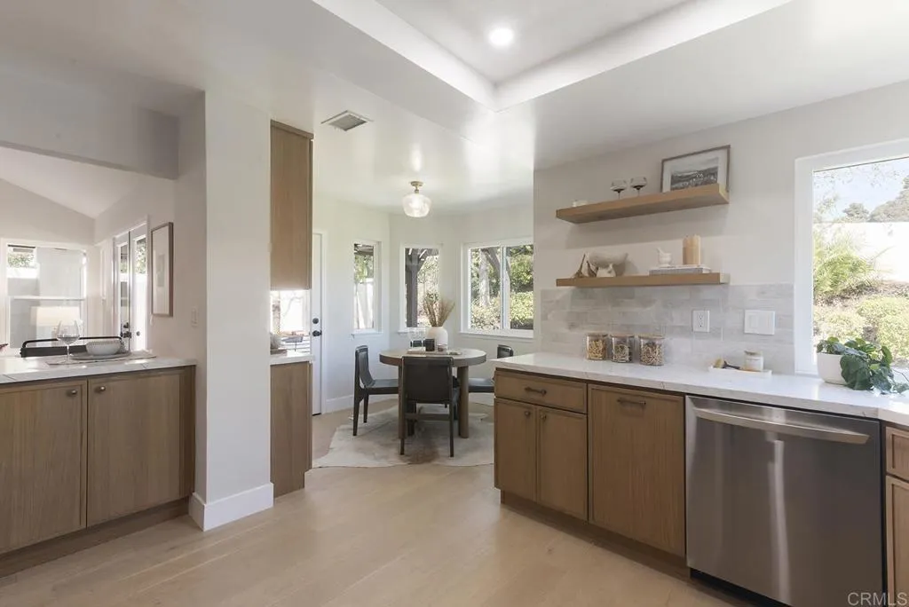 https://cdn.realtyfeed.com/cdn/127/306742309/e18f7b76c4af8f524a86b868dc0b3e66.webp