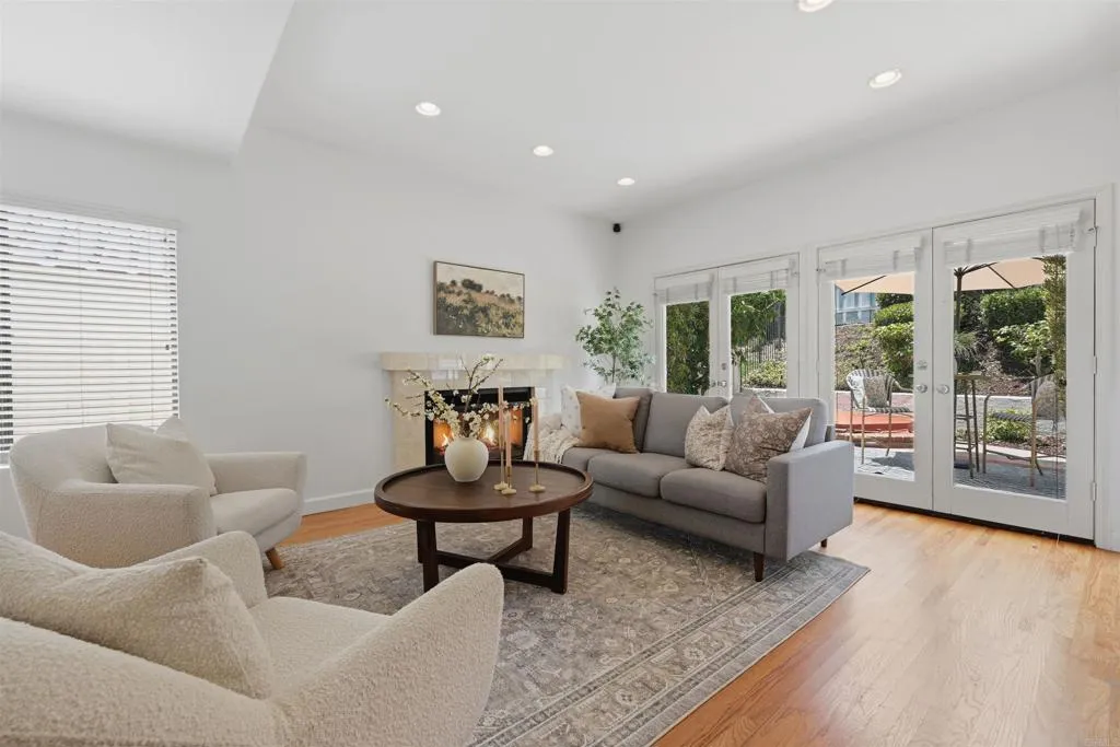 https://cdn.realtyfeed.com/cdn/127/306742329/39821513ba3dbfb55b0de7f02e1713b0.webp