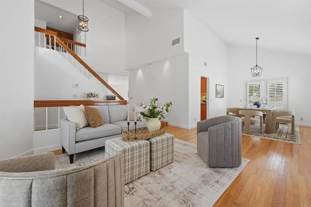 https://cdn.realtyfeed.com/cdn/127/306742329/7a8db24a5037174e4faa34f9d79992a6.webp