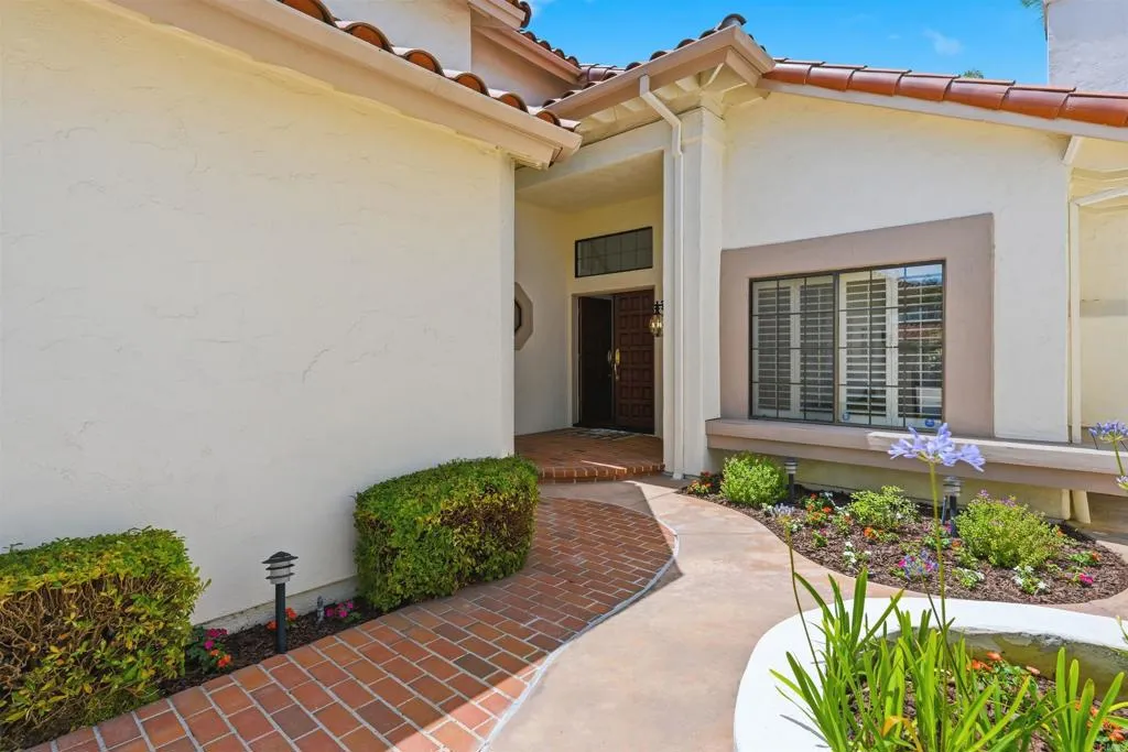 https://cdn.realtyfeed.com/cdn/127/306742329/7bf489d5d4f7752337b91de3a0da09c9.webp
